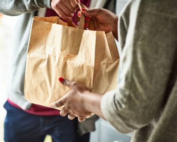 Fondo de Respuesta de Connecticut United Ways COVID-19 Comienza a Desembolsar Fondos