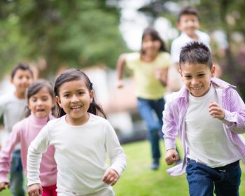 CT Aprueba Medicaid para Niños Menores de 12 Años Sin Documentos
