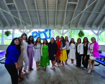 Promoción de Graduados 2025 del Instituto de Capacitación en Liderazgo para Padres de Danbury