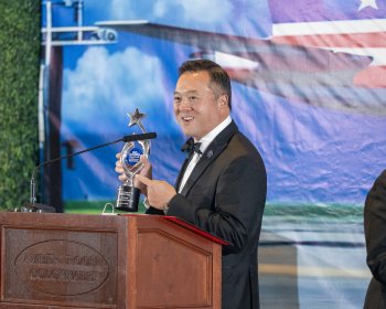 Premios Sueño Americano Despega con Cultura, Servicio — y Cabina Llena